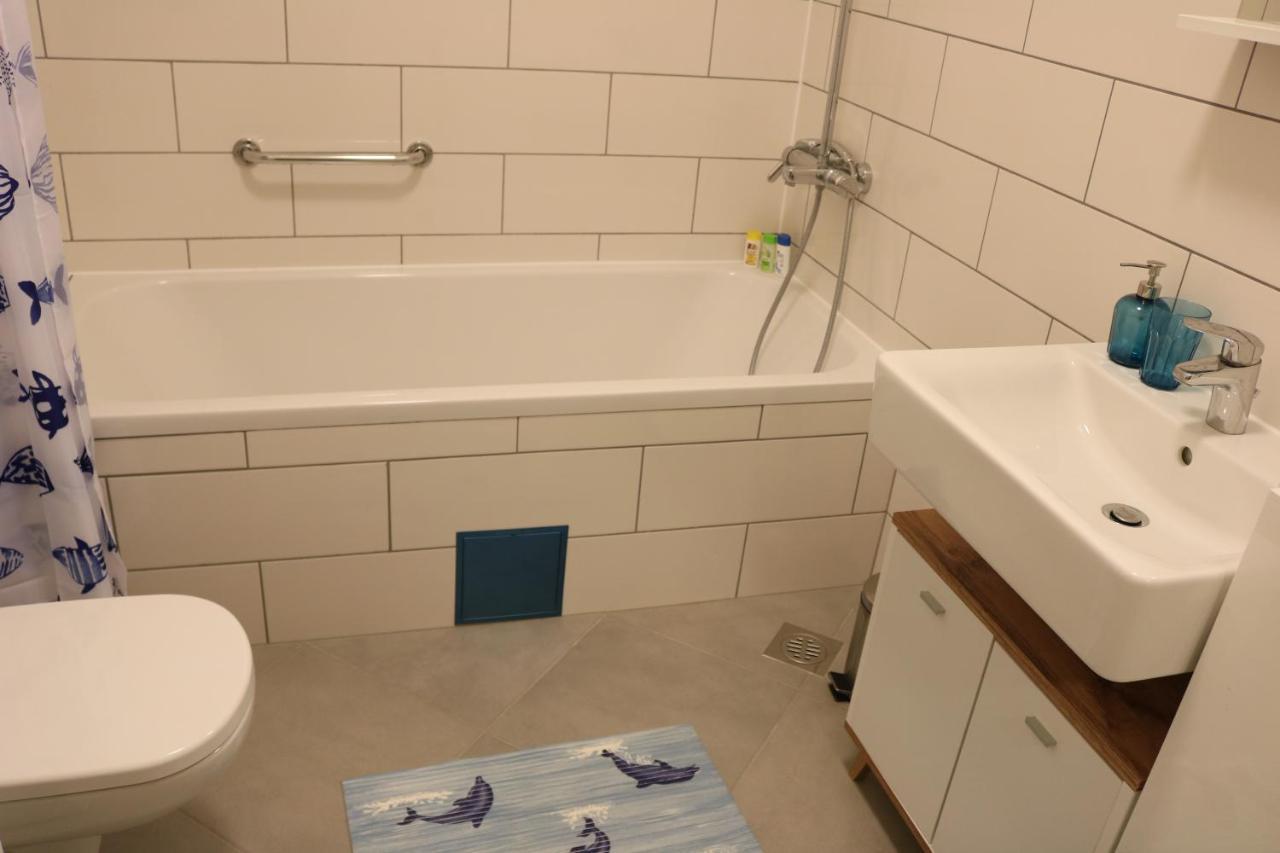 Apartment D&E Punat - Free Parking And Wi-Fi Luaran gambar
