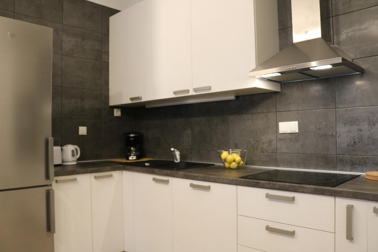 Apartment D&E Punat - Free Parking And Wi-Fi Luaran gambar